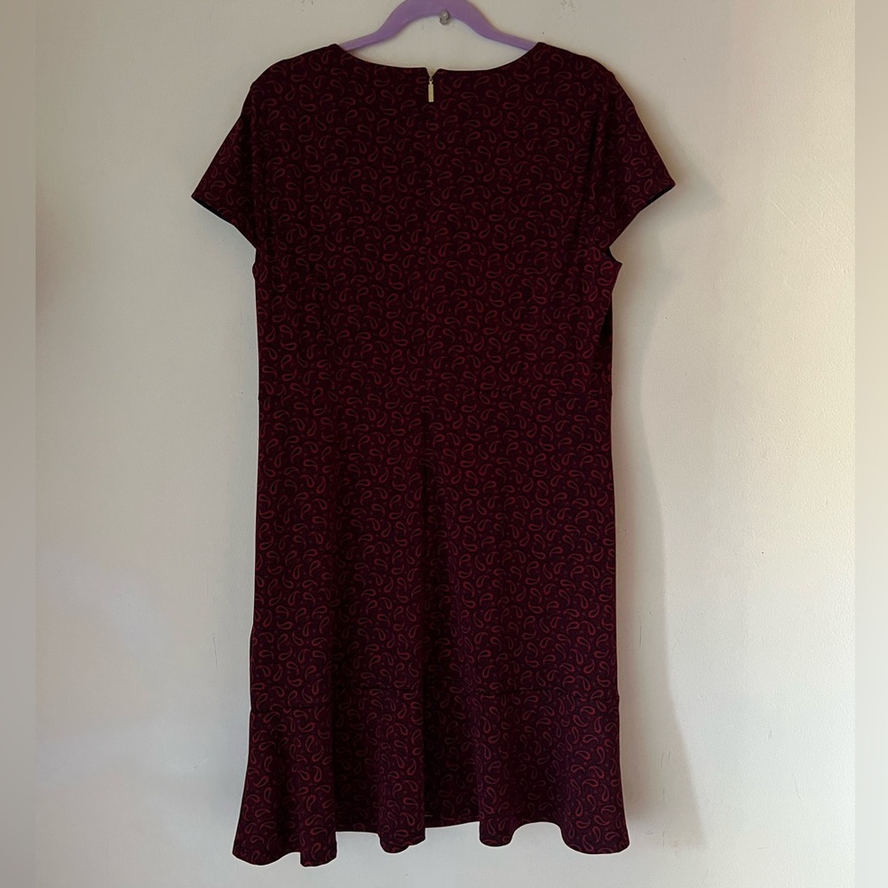 NWT Michael Kors Women's Burgundy Blue Paisley Print Short Sleeve Dress XL - Picture 3 of 8